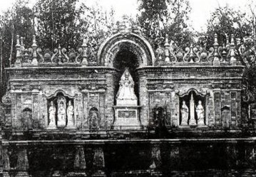 glorieta-virgen-de-los-reyes-a-conjunto-monumental