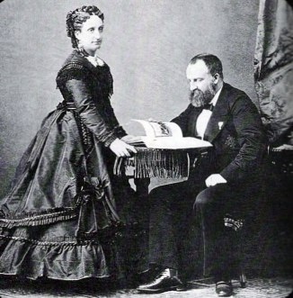 palacio-de-san-telmo-012-los-duques-de-montpensier-antonio-maria-felipe-de-orleans-y-la-infanta-luisa-fernanda