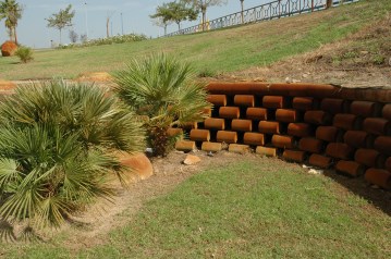 parque-vega-de-triana-aguas-herrumbrosas-a