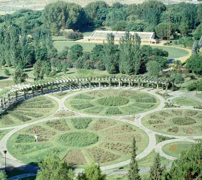 sevilla-parque-de-los-principes-rosaleda-a1