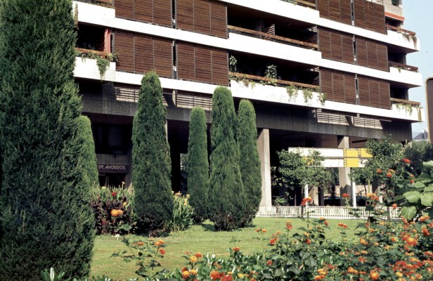 jardineria-urbana-bcn-la-caixa-diagonal-ae