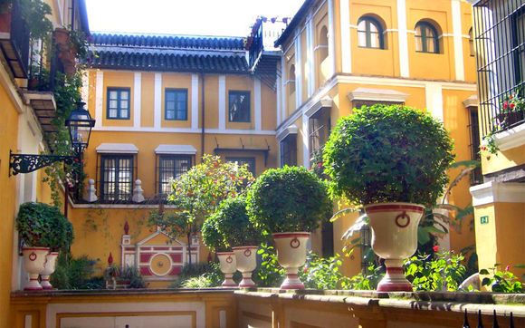 patio-las-casas-de-la-juderia-sevilla