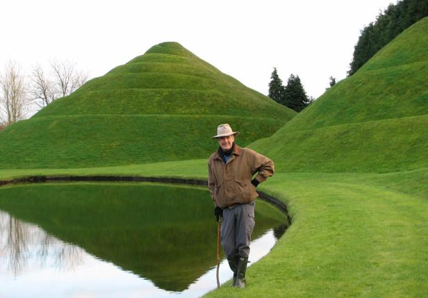charles-jenks-in-jupiter-artland-garden