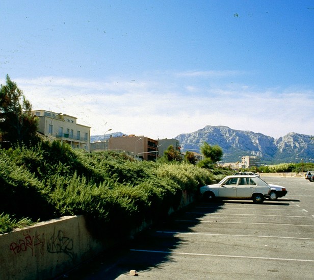 marsella-aparcamiento-playa-2