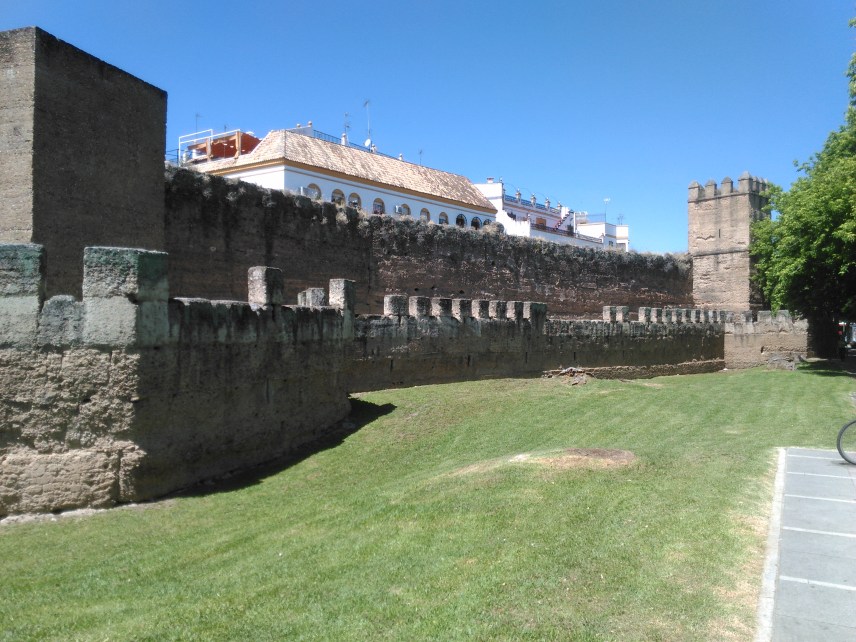 murallas-de-la-macarena-a