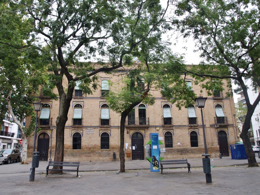 plaza-de-colegio-carmen-benitez-2
