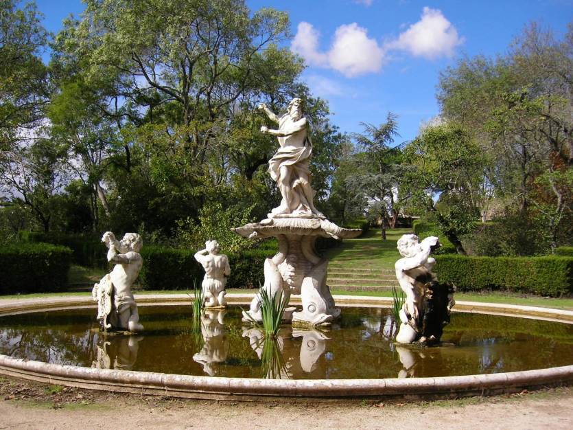 portugal-palacio-nacional-de-quelux-fuente-de-neptuno
