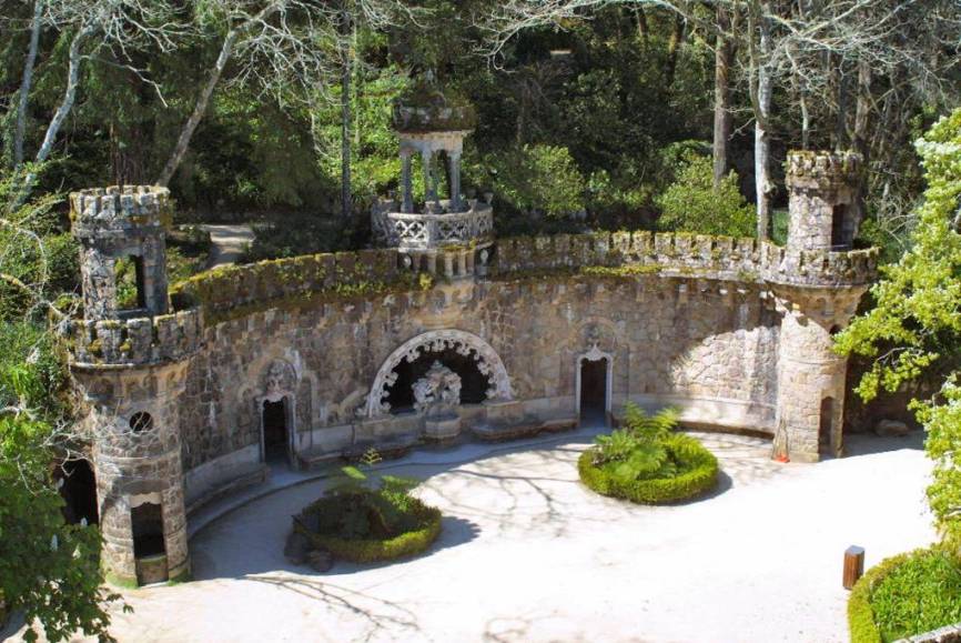 portugal-quinta-da-regaleira-sintra-portal-de-los-guardianes