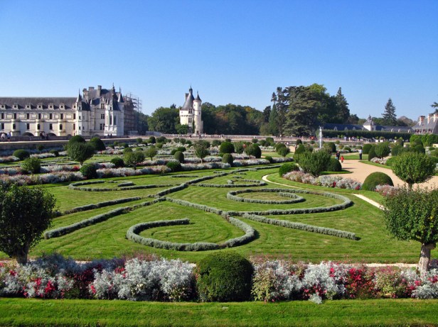 chateau-chenonceau_gardens-2