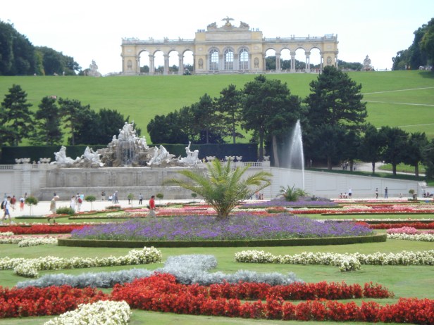 schonbrunn-summer-palace-3
