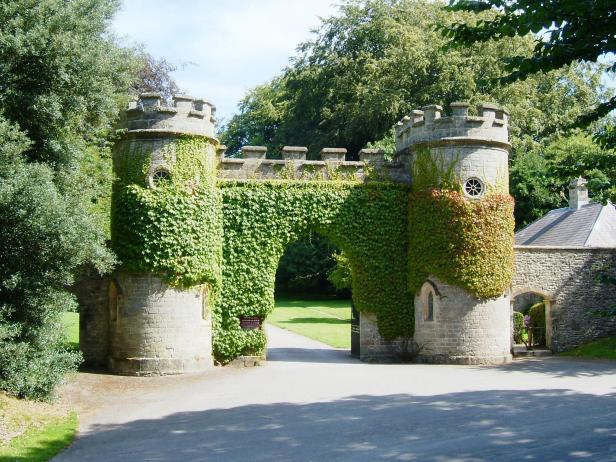 stourdhead-entrance