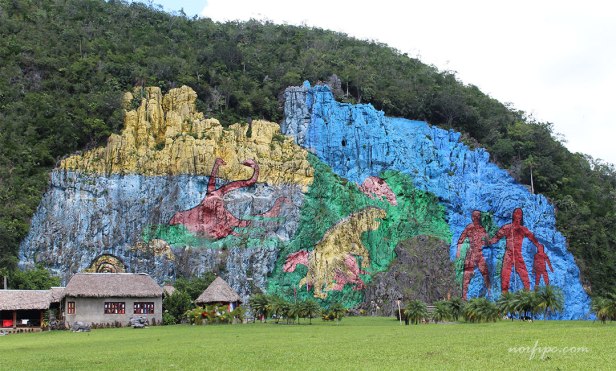 valle-de-vinales-mural-prehistoria-valle-de-vinales