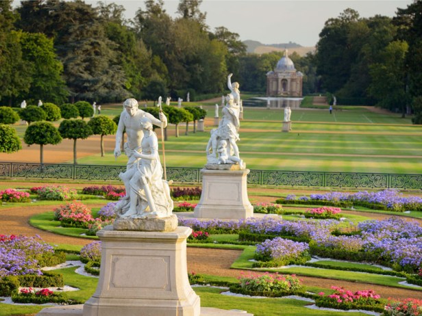 PICTURE BY JIM HOLDEN English Heritage Wrest Park