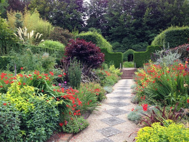 au-cloudehill-gardens-g