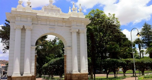 bo-parque-simon-bolivar-sucre-bolivia