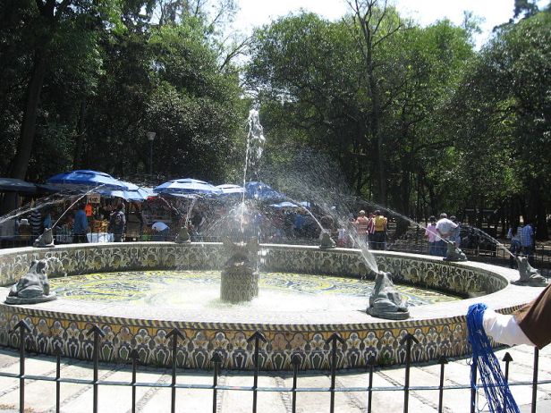 chapultepec-fros-fountain-mexico-2