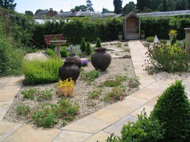 glansevern-house-gardens-4