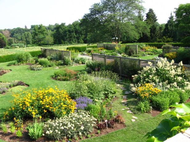 hamilton-gardens-nz-botanic