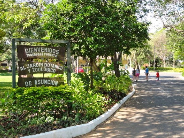 pa-jardin-botanico-asuncion-paraguay-1-600x450
