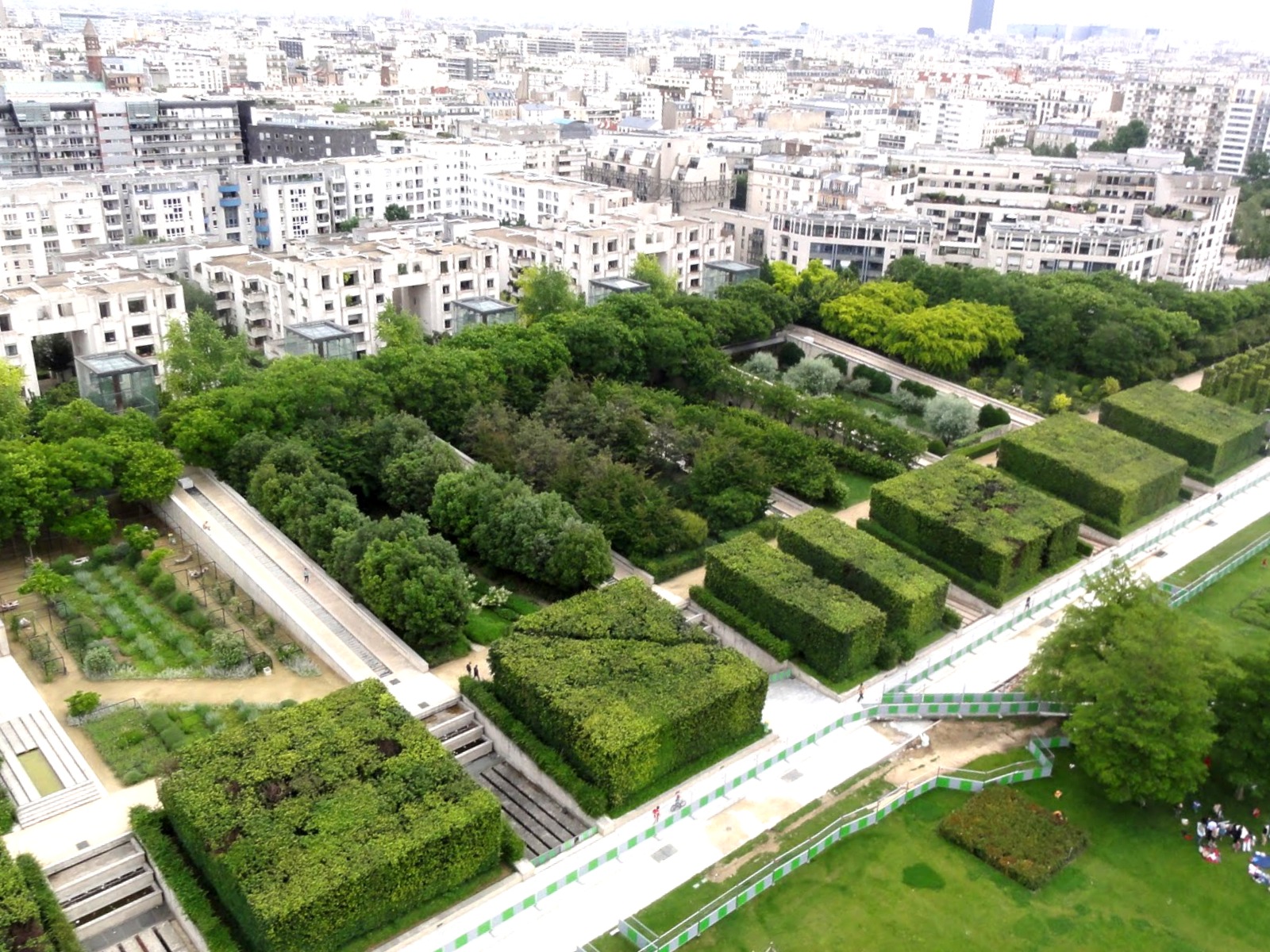 PARC ANDRÉ CITROEN Y PATRIK BLANCH – Jardines sin fronteras